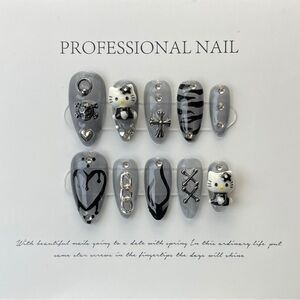 Presson nails medium almond black skull heart